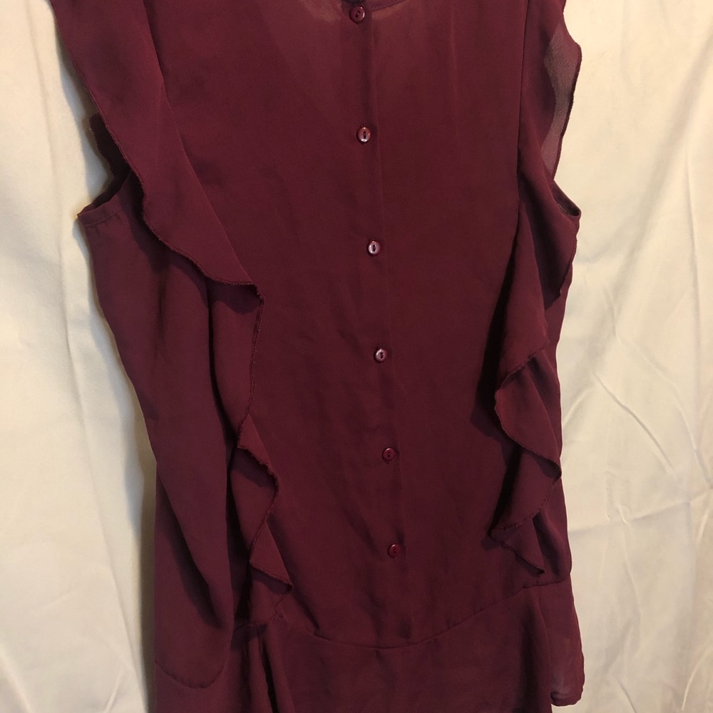 Versona Ruffle Top - Picture 6 of 6
